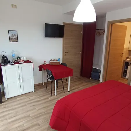 فندق مبيت وإفطار La Dimora Dei Due Laghi 3*