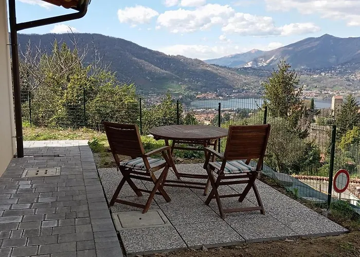 La Dimora Dei Due Laghi 3* كالولزيوكورتي